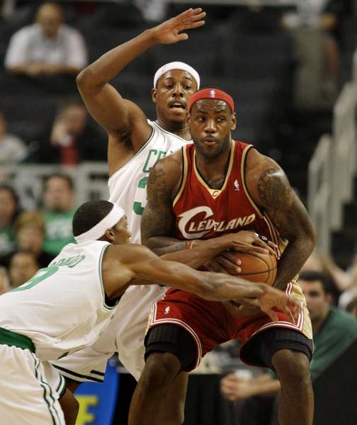 paul pierce dunking on lebron james. Cavaliers News. Boston#39;s Paul